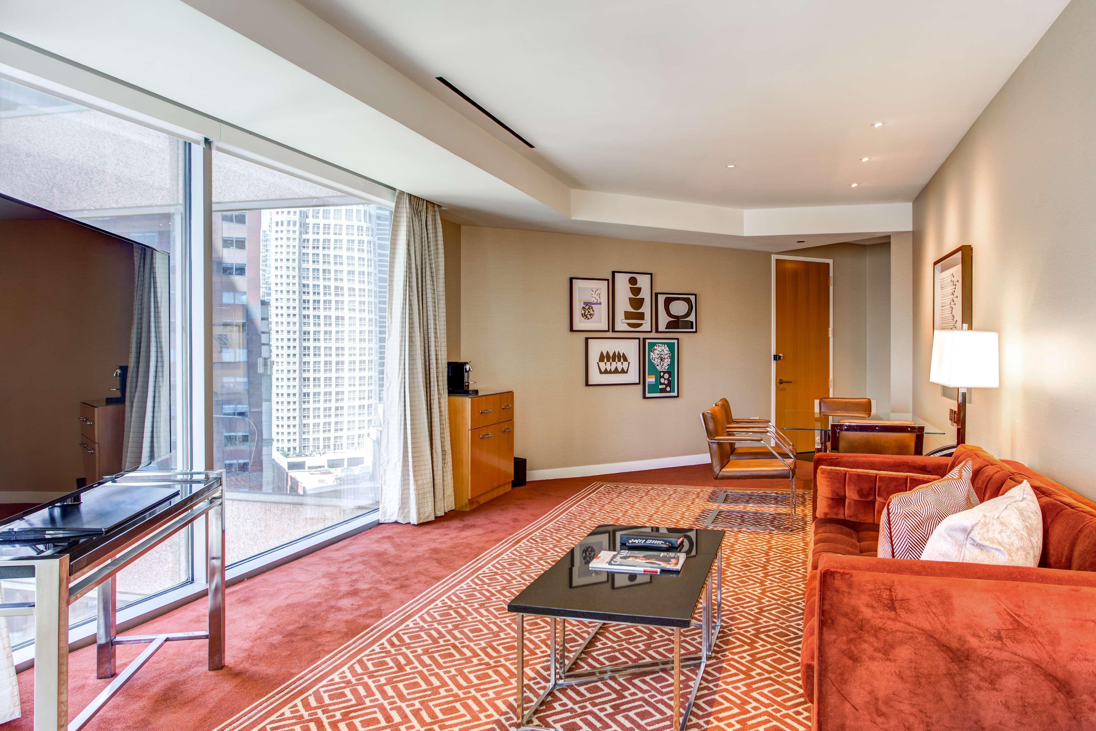 Residence Inn By Marriott Chicago Downtown Magnificent Mile Exterior foto